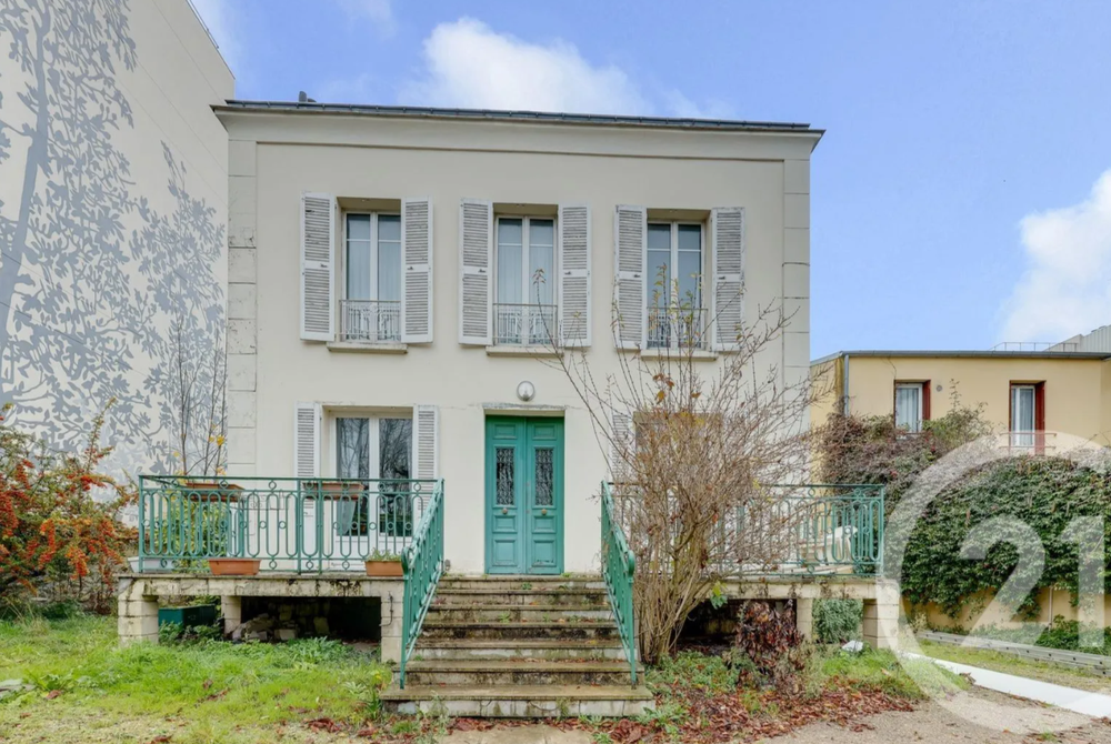 Maison de maitre à vendre VANVES - Mairie de Vanves