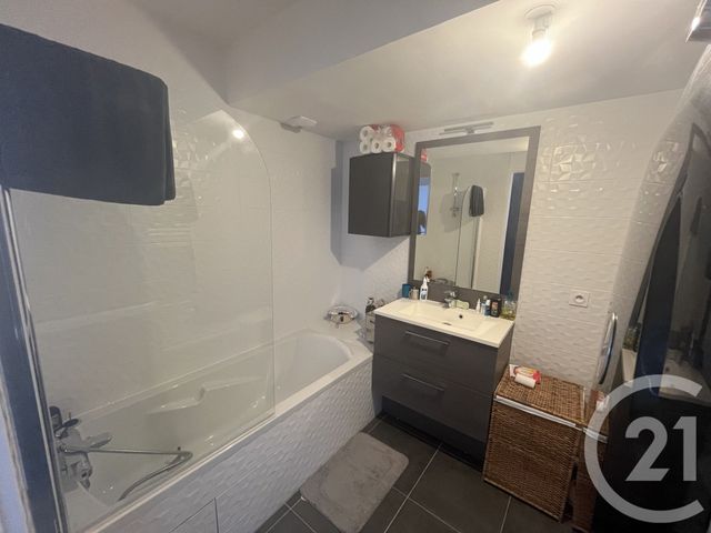 Appartement F4 à vendre - 4 pièces - 75.9 m2 - CLAMART - 92 - ILE-DE-FRANCE - Century 21 Agence Fleurie