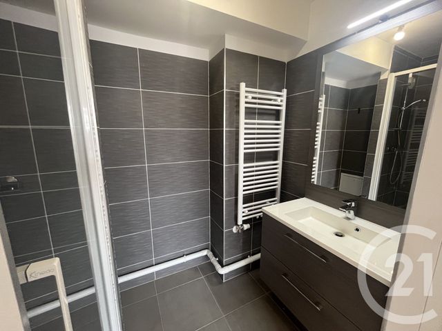 Appartement F4 à vendre - 4 pièces - 75.9 m2 - CLAMART - 92 - ILE-DE-FRANCE - Century 21 Agence Fleurie