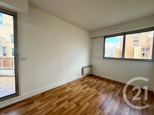 Appartement F3 à louer - 3 pièces - 71.84 m2 - VANVES - 92 - ILE-DE-FRANCE - Century 21 Agence Fleurie