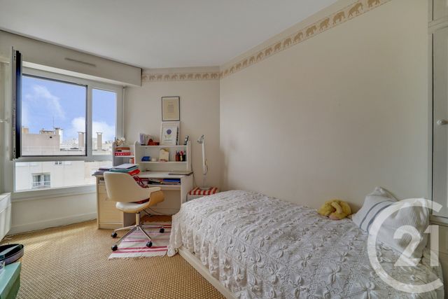 Appartement F3 à vendre - 4 pièces - 98.0 m2 - VANVES - 92 - ILE-DE-FRANCE - Century 21 Agence Fleurie