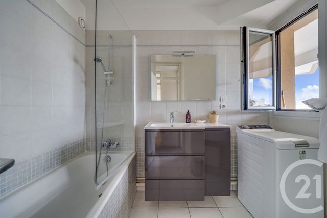 Appartement F3 à vendre - 4 pièces - 98.0 m2 - VANVES - 92 - ILE-DE-FRANCE - Century 21 Agence Fleurie