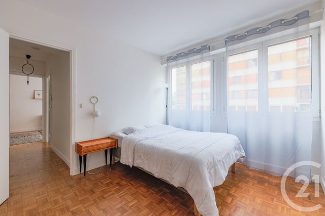 Appartement F2 à vendre - 2 pièces - 43.24 m2 - VANVES - 92 - ILE-DE-FRANCE - Century 21 Agence Fleurie