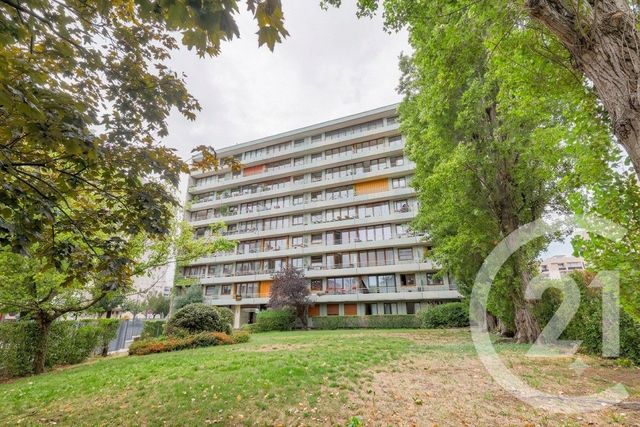Appartement F2 à vendre - 2 pièces - 43.24 m2 - VANVES - 92 - ILE-DE-FRANCE - Century 21 Agence Fleurie
