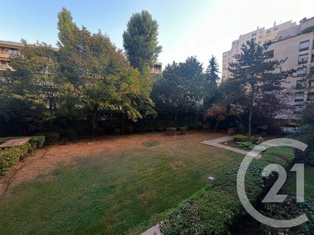Appartement F1 à louer - 1 pièce - 25.0 m2 - VANVES - 92 - ILE-DE-FRANCE - Century 21 Agence Fleurie