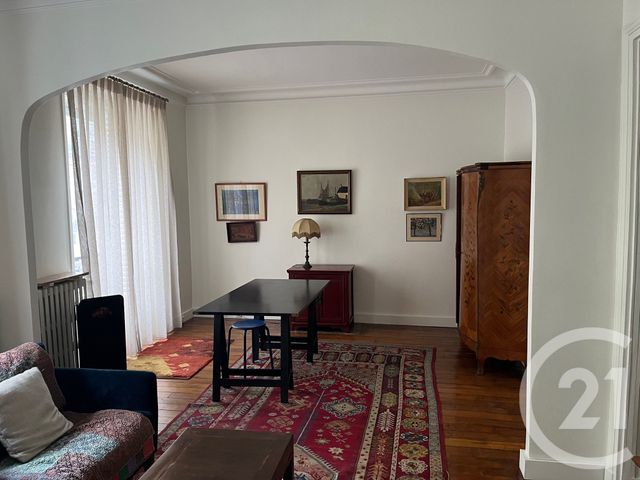 Appartement F3 à louer - 3 pièces - 51.0 m2 - PARIS - 75116 - ILE-DE-FRANCE - Century 21 Agence Fleurie