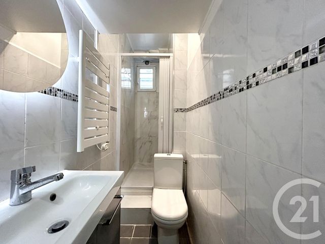Appartement F3 à louer - 3 pièces - 42.0 m2 - VANVES - 92 - ILE-DE-FRANCE - Century 21 Agence Fleurie