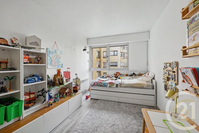Appartement F3 à vendre - 3 pièces - 75.0 m2 - VANVES - 92 - ILE-DE-FRANCE - Century 21 Agence Fleurie