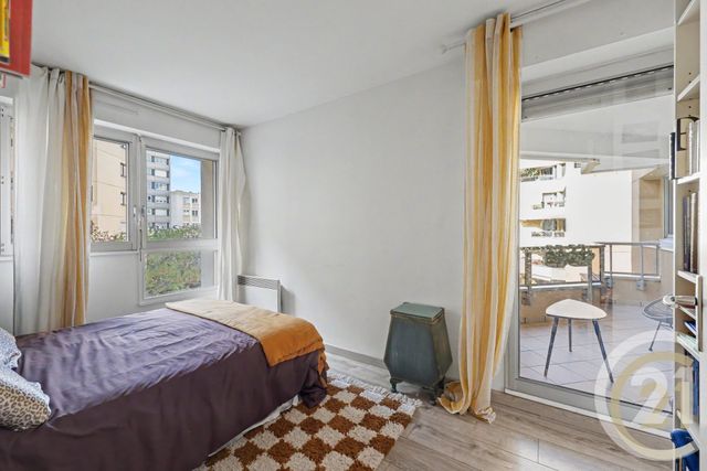 Appartement F3 à vendre - 3 pièces - 75.0 m2 - VANVES - 92 - ILE-DE-FRANCE - Century 21 Agence Fleurie