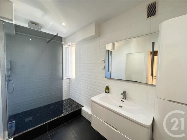 Afficher la photo en grand Appartement F3 à vendre - 3 pièces - 63.0 m2 - CLAMART - 92 - ILE-DE-FRANCE - Century 21 Agence Fleurie