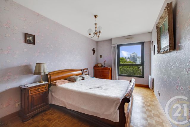 Appartement F4 à vendre - 4 pièces - 95.67 m2 - PARIS - 75014 - ILE-DE-FRANCE - Century 21 Agence Fleurie