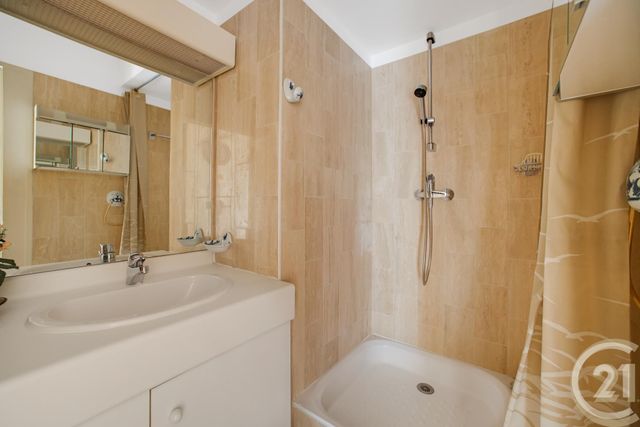 Appartement F4 à vendre - 4 pièces - 95.67 m2 - PARIS - 75014 - ILE-DE-FRANCE - Century 21 Agence Fleurie