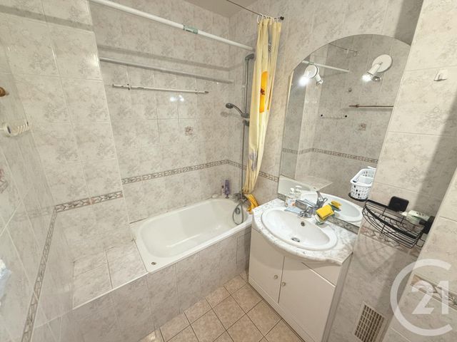 Appartement F3 à vendre - 3 pièces - 55.0 m2 - VANVES - 92 - ILE-DE-FRANCE - Century 21 Agence Fleurie