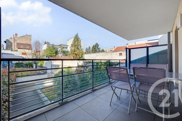 Appartement F3 à vendre - 3 pièces - 57.0 m2 - ISSY LES MOULINEAUX - 92 - ILE-DE-FRANCE - Century 21 Agence Fleurie