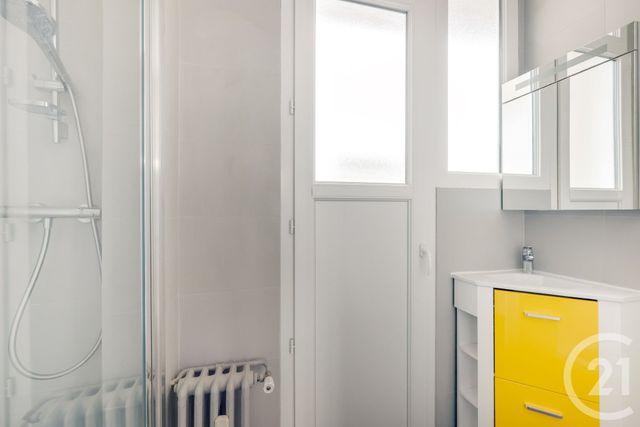 Appartement F2 à vendre - 2 pièces - 32.0 m2 - VANVES - 92 - ILE-DE-FRANCE - Century 21 Agence Fleurie