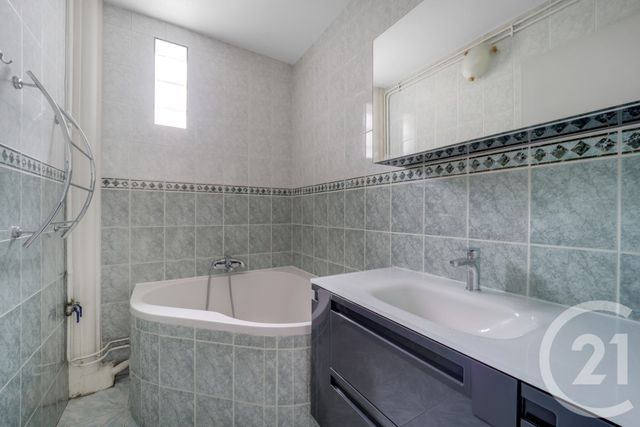 Appartement F3 à vendre - 3 pièces - 52.0 m2 - VANVES - 92 - ILE-DE-FRANCE - Century 21 Agence Fleurie
