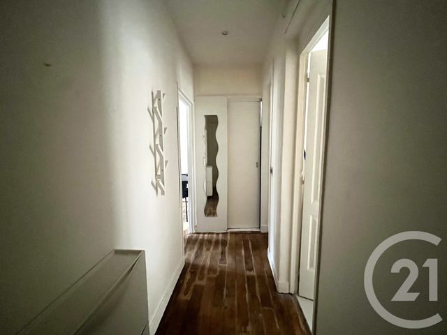 Appartement F2 à louer - 2 pièces - 30.0 m2 - VANVES - 92 - ILE-DE-FRANCE - Century 21 Agence Fleurie