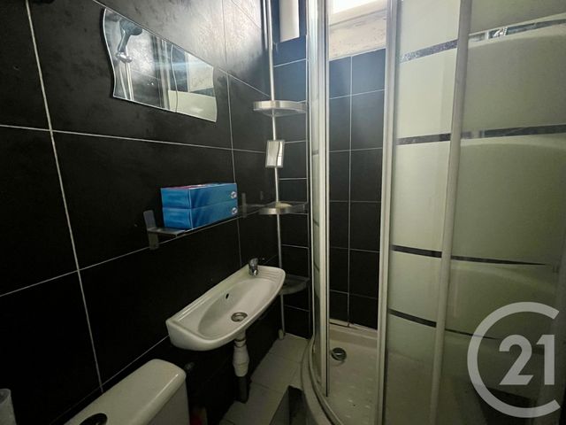 Appartement F2 à louer - 2 pièces - 30.0 m2 - VANVES - 92 - ILE-DE-FRANCE - Century 21 Agence Fleurie