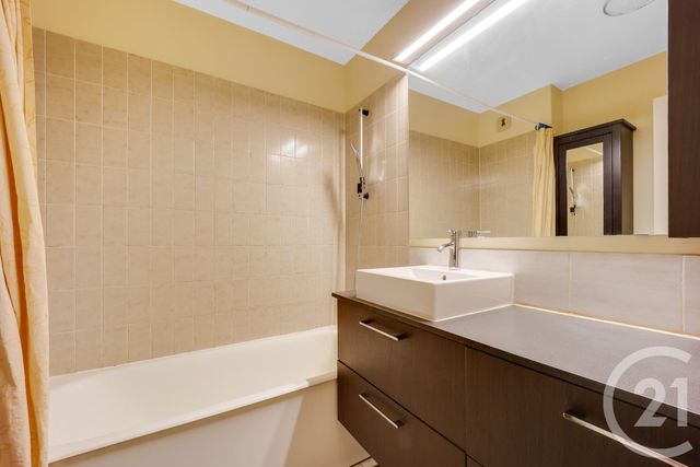 Appartement F3 à vendre - 3 pièces - 72.0 m2 - VANVES - 92 - ILE-DE-FRANCE - Century 21 Agence Fleurie