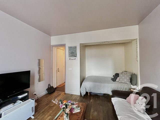 Appartement F1 à vendre - 1 pièce - 25.6 m2 - VANVES - 92 - ILE-DE-FRANCE - Century 21 Agence Fleurie