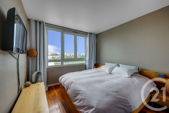 Afficher la photo en grand Appartement F4 à vendre - 4 pièces - 73.0 m2 - PARIS - 75015 - ILE-DE-FRANCE - Century 21 Agence Fleurie