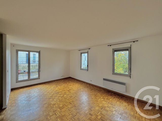 Appartement F3 à louer - 3 pièces - 67.12 m2 - VANVES - 92 - ILE-DE-FRANCE - Century 21 Agence Fleurie