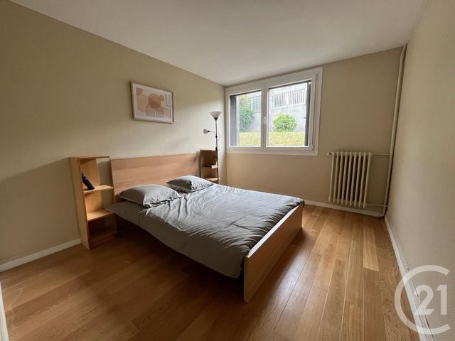 Appartement à louer - 3 pièces - 59.0 m2 - VANVES - 92 - ILE-DE-FRANCE - Century 21 Agence Fleurie