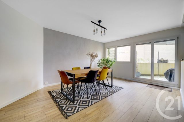 Appartement F3 à vendre - 4 pièces - 97.0 m2 - VANVES - 92 - ILE-DE-FRANCE - Century 21 Agence Fleurie