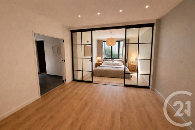 Appartement F3 à vendre - 3 pièces - 61.0 m2 - MALAKOFF - 92 - ILE-DE-FRANCE - Century 21 Agence Fleurie