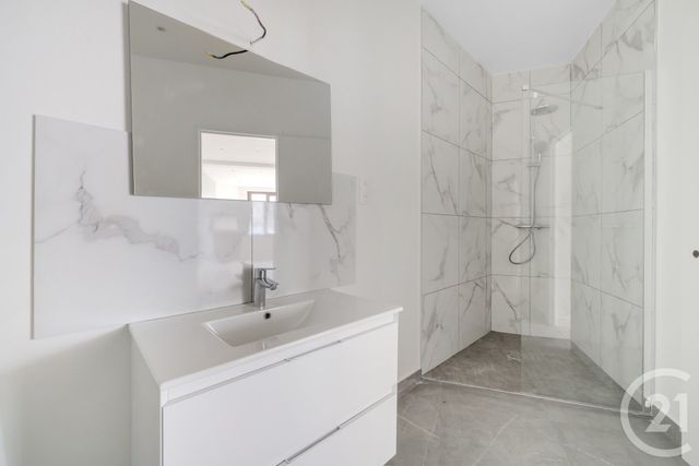 Appartement F2 à vendre - 2 pièces - 62.0 m2 - MALAKOFF - 92 - ILE-DE-FRANCE - Century 21 Agence Fleurie