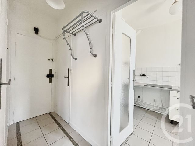Appartement F1 à vendre - 1 pièce - 27.0 m2 - VANVES - 92 - ILE-DE-FRANCE - Century 21 Agence Fleurie
