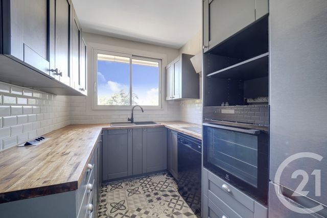 Appartement F4 à vendre - 4 pièces - 82.0 m2 - VANVES - 92 - ILE-DE-FRANCE - Century 21 Agence Fleurie
