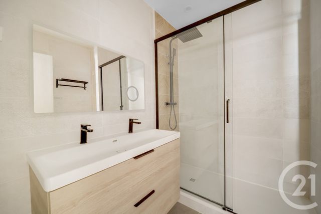 Appartement F4 à vendre - 4 pièces - 82.0 m2 - VANVES - 92 - ILE-DE-FRANCE - Century 21 Agence Fleurie