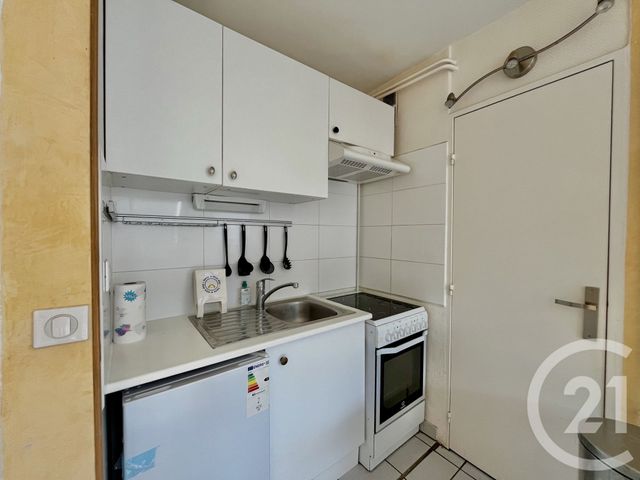 Appartement F1 à louer - 1 pièce - 34.0 m2 - PARIS - 75015 - ILE-DE-FRANCE - Century 21 Agence Fleurie