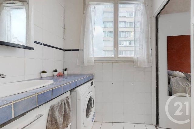 Appartement F1 à louer - 1 pièce - 34.0 m2 - PARIS - 75015 - ILE-DE-FRANCE - Century 21 Agence Fleurie