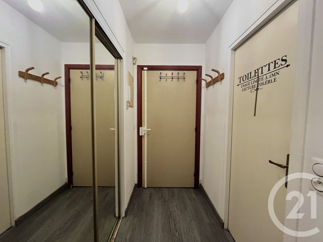 Appartement F2 à louer - 2 pièces - 42.0 m2 - VANVES - 92 - ILE-DE-FRANCE - Century 21 Agence Fleurie