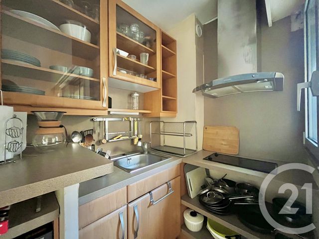 Appartement F2 à louer - 2 pièces - 42.0 m2 - VANVES - 92 - ILE-DE-FRANCE - Century 21 Agence Fleurie