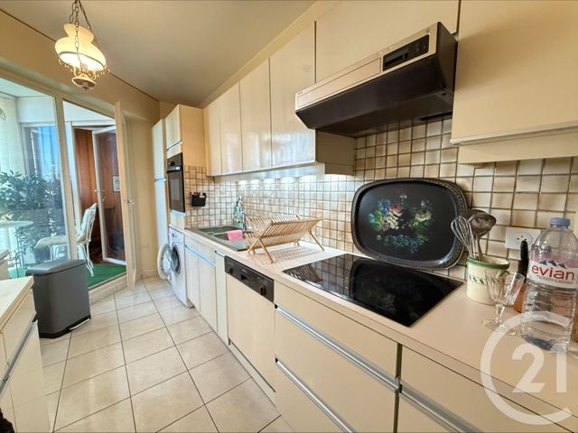 Appartement F3 à louer - 3 pièces - 75.04 m2 - VANVES - 92 - ILE-DE-FRANCE - Century 21 Agence Fleurie