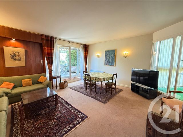 Appartement F3 à louer - 3 pièces - 75.04 m2 - VANVES - 92 - ILE-DE-FRANCE - Century 21 Agence Fleurie