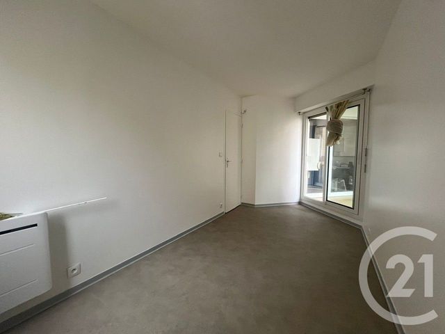 Appartement F3 à louer - 3 pièces - 65.0 m2 - VANVES - 92 - ILE-DE-FRANCE - Century 21 Agence Fleurie