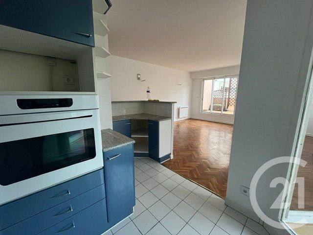Appartement F3 à louer - 3 pièces - 65.0 m2 - VANVES - 92 - ILE-DE-FRANCE - Century 21 Agence Fleurie